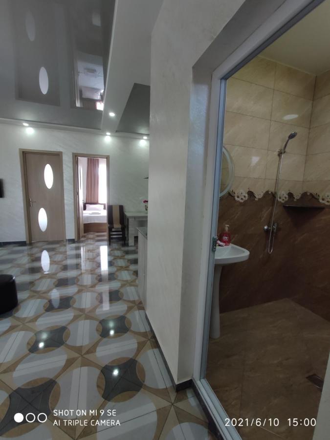 Kochalidze Family Appartement Batoemi Buitenkant foto
