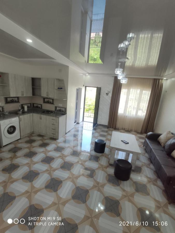 Kochalidze Family Appartement Batoemi Buitenkant foto