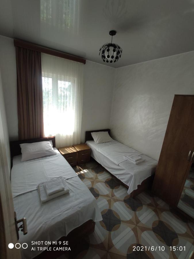 Kochalidze Family Appartement Batoemi Buitenkant foto