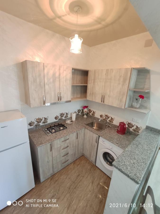 Kochalidze Family Appartement Batoemi Buitenkant foto