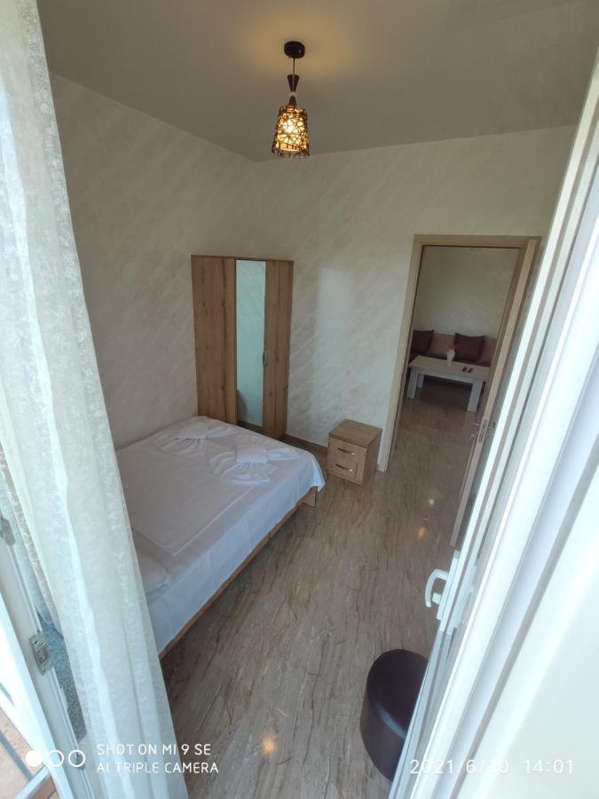 Kochalidze Family Appartement Batoemi Buitenkant foto