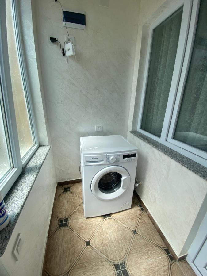 Kochalidze Family Appartement Batoemi Buitenkant foto